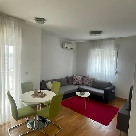 District Loft *